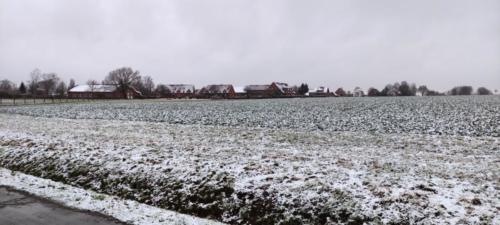 Winterlicher Blick vom Pollkamp in Richtung Gemeinschaftshaus